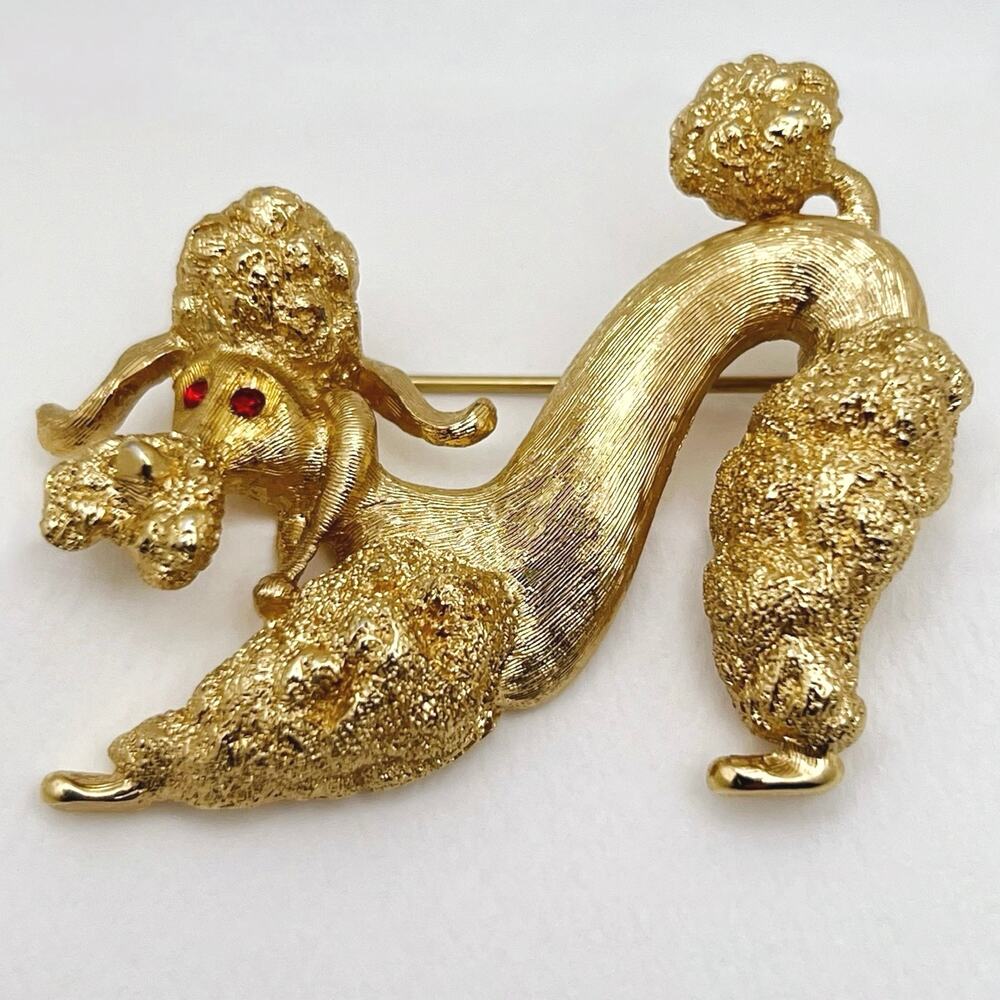 Monet Vintage Matte Gold Tone Red Rhinestone Poodle Dog Statement Brooch (EUC)